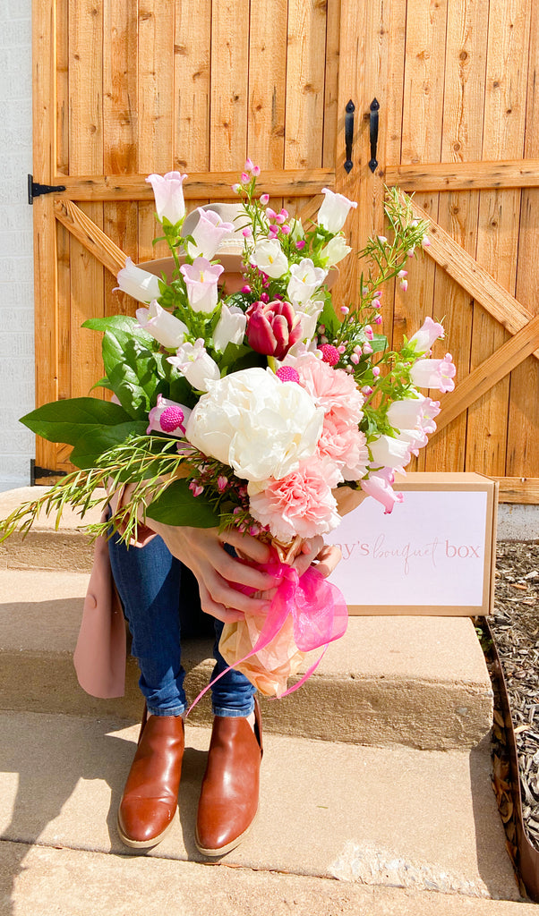 A Look Inside the May Jenny's Bouquet Box!